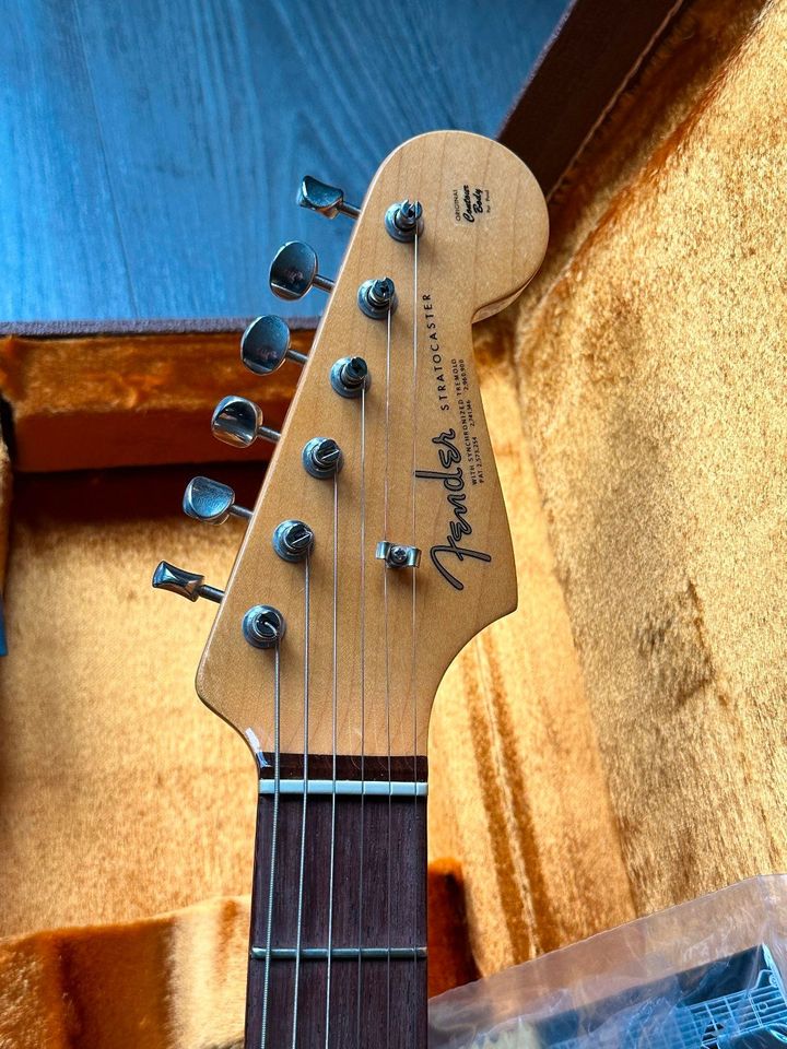 Fender Stratocaster 1963 NOS Sunburst Custom Shop Mint & Complete in Emmerich am Rhein