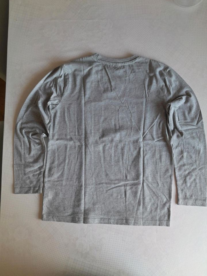 Kinder Langarm-Shirt Gr. 146/152 in Friedrichroda