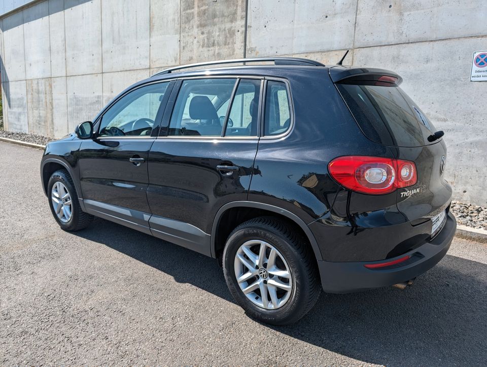 Volkswagen Tiguan 1.4 TSI 122PS Navi Kamera in Lengefeld