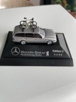 Mercedes Benz E-Klasse Mit 2 Fahrräder,Müster Ausstellung Modelle Mitte - Wedding Vorschau