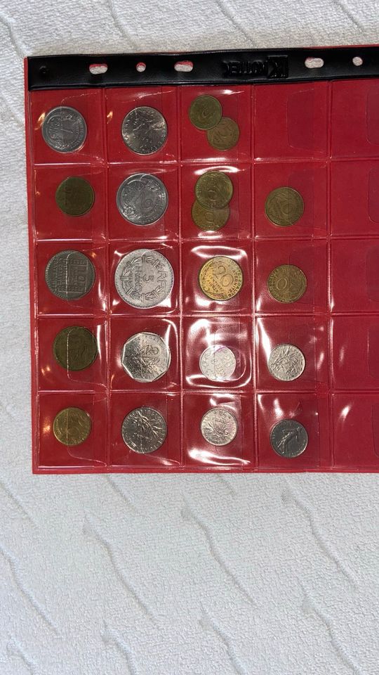 Große Münzensammlung vieler Währungen in Biberach an der Riß