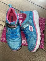 Skechers ❤️ coole Turnschuhe Sneakers türkis pink ❤️ Größe 32 Hessen - Kassel Vorschau