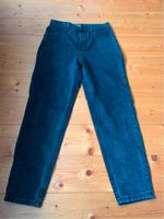 Bershka Mom Jeans schwarz Gr. S 36 Schleswig-Holstein - Rantzau Vorschau