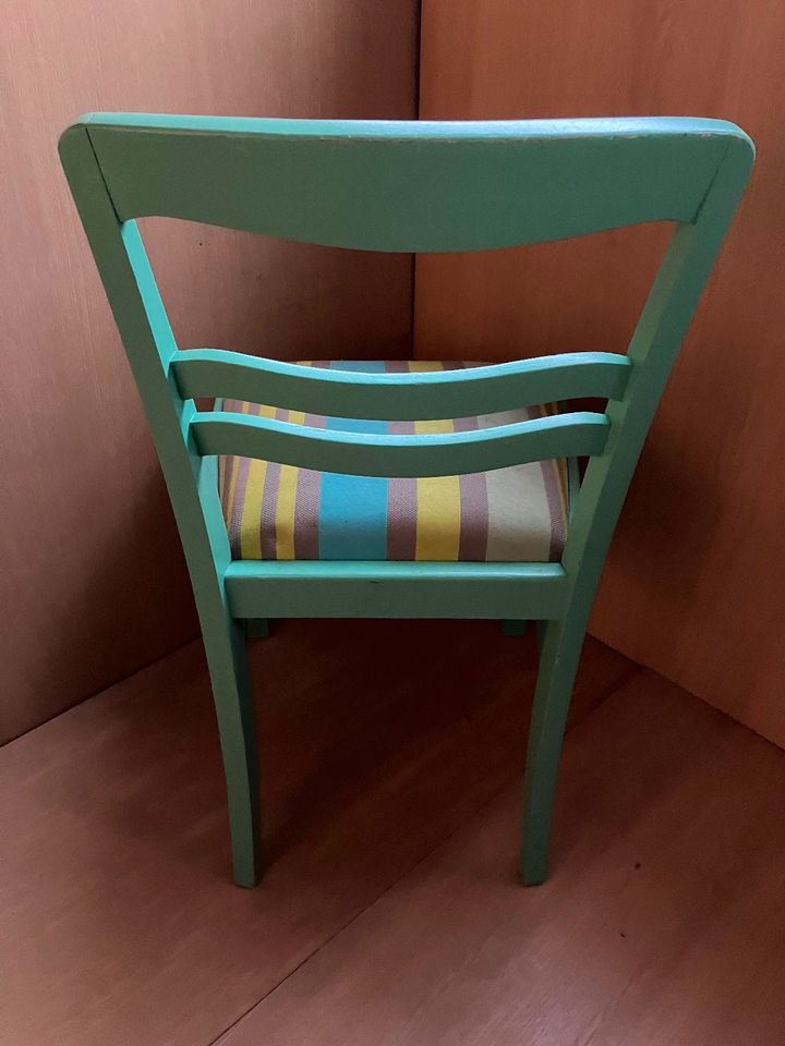 Stuhl grün - Stoff gelb-grün-blau gestreift in Dietenheim