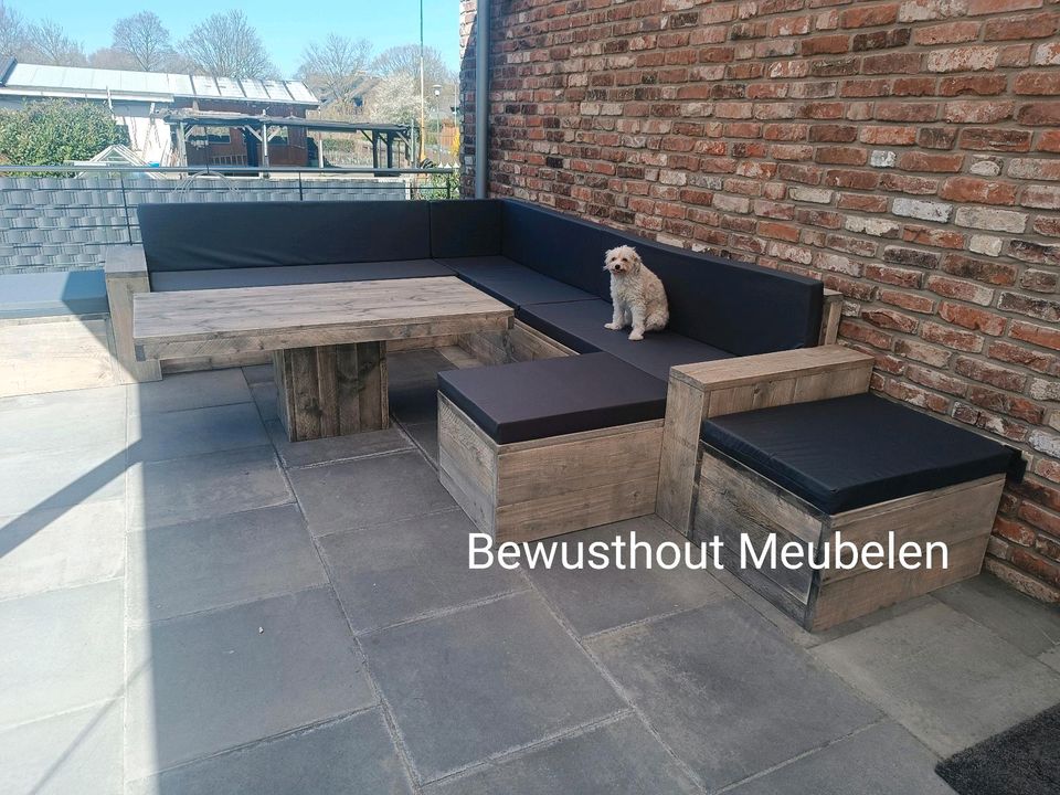 ECKBANK oder Gartengarnitur für Garten oder Terrasse Gerüstholz in Krefeld