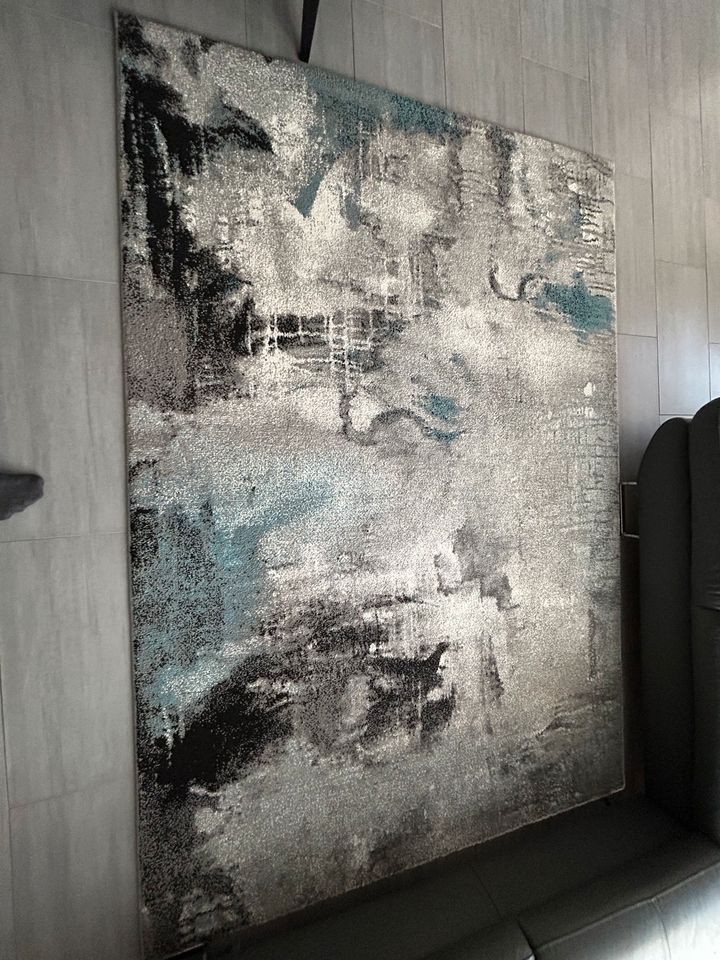 Teppich 160 x 230 cm in grau schwarz türkis blau in Wuppertal
