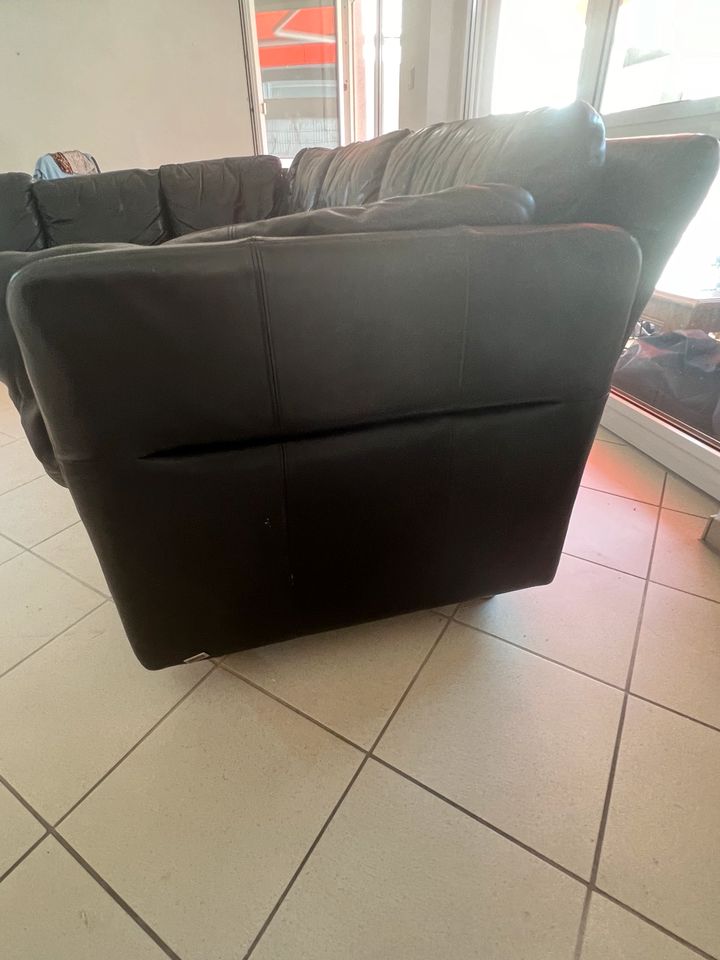 Echt Leder Couch, schwarz, teilbar - sofort Abholung möglich VB! in Nürnberg (Mittelfr)
