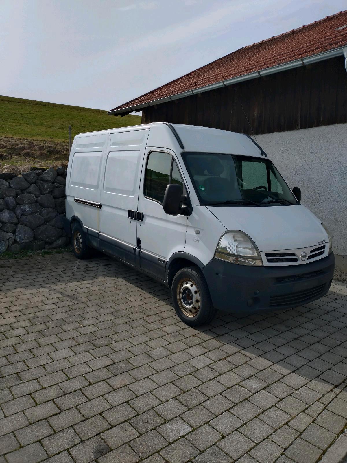 Abbildung des Autos Nissan Interstar 2,5 Die…