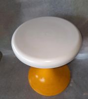 Plastik DDR Tisch Hocker VEB Anette 1970er Sachsen-Anhalt - Gardelegen   Vorschau