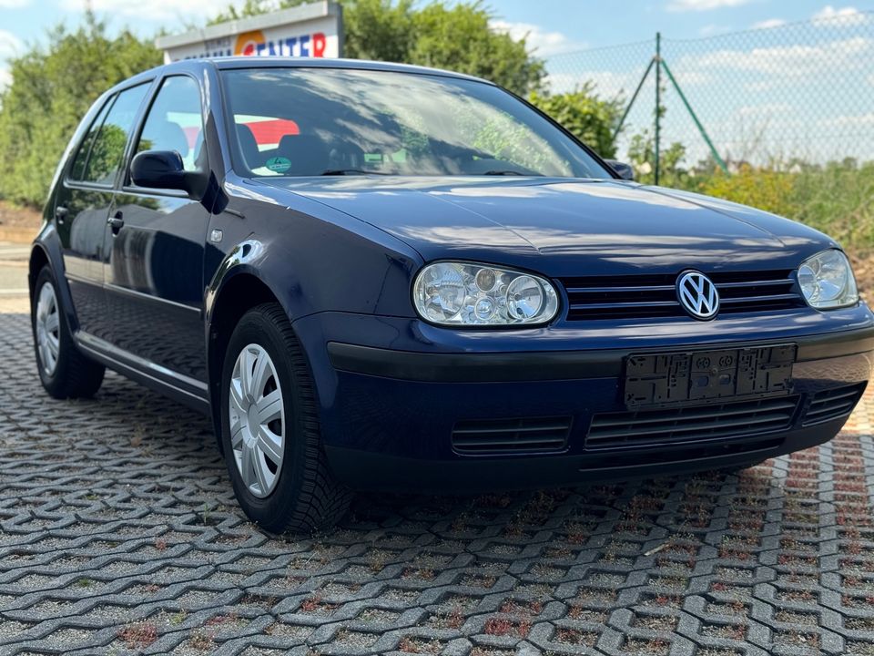 Volkswagen Golf 1.4 1.Hand Special 4/5 Türig Limousine Klima in Nürnberg (Mittelfr)