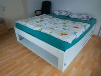 Bett mit Matratzen und Lattenrost 2m x 1,8m Bayern - Gangkofen Vorschau