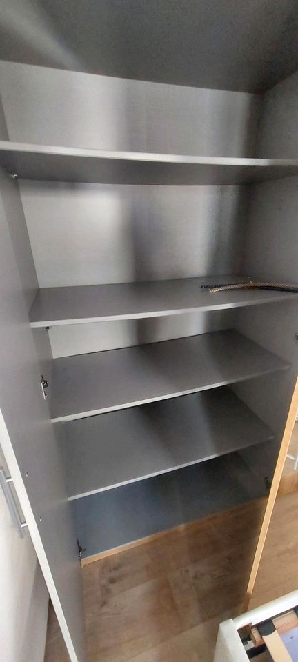 Ich verkaufe gut erhaltenen Schrank in Oederan