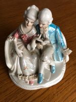 Schöne Porzellan Figur Pärchen auf Bank / Sofa Barock / Rokoko Sachsen - Markneukirchen Vorschau