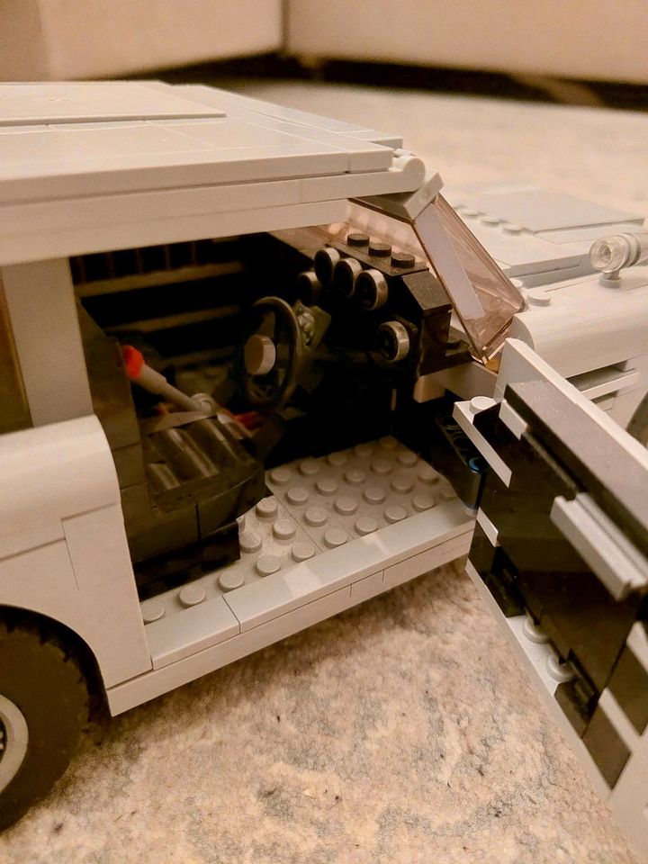 Lego Creator Expert James Bond™ Aston Martin DB5 (10262) in Marburg