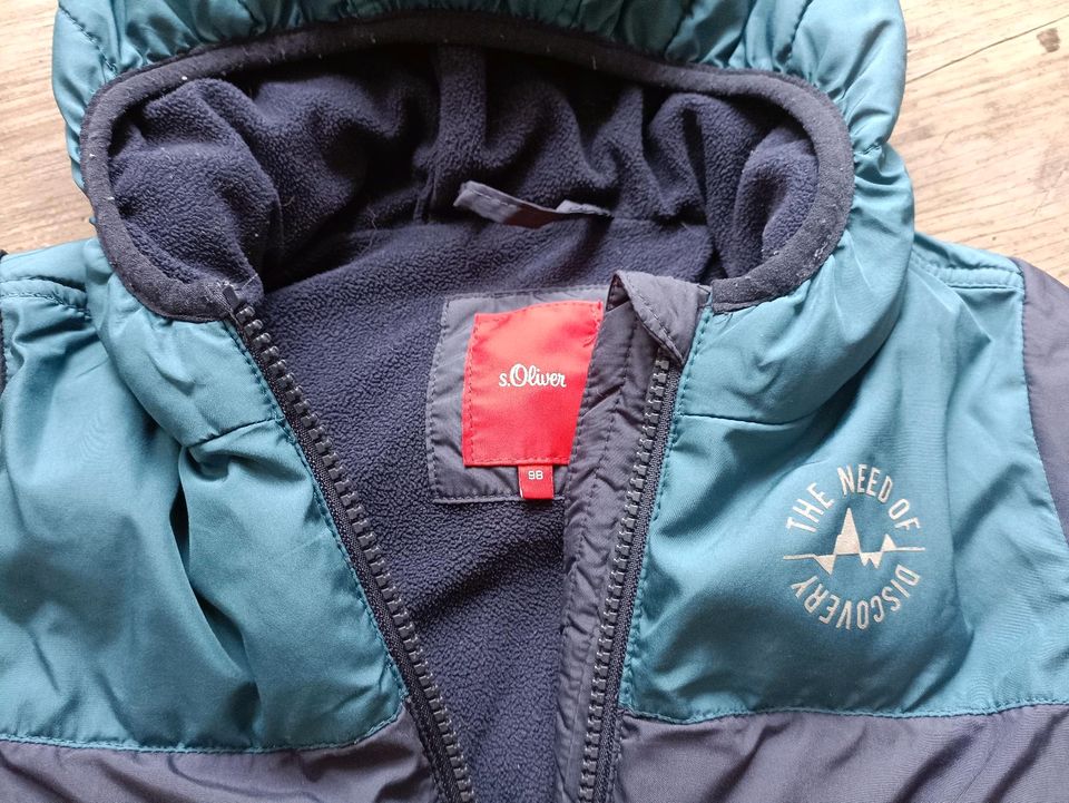 Winterjacke S. Oliver Grösse 98 blau in Cadolzburg