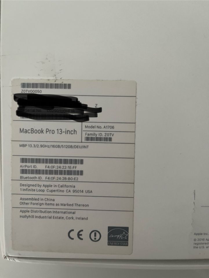 MacBook Pro 13“ Retina 2016 16GB 512GB SD Touchbar in Köln