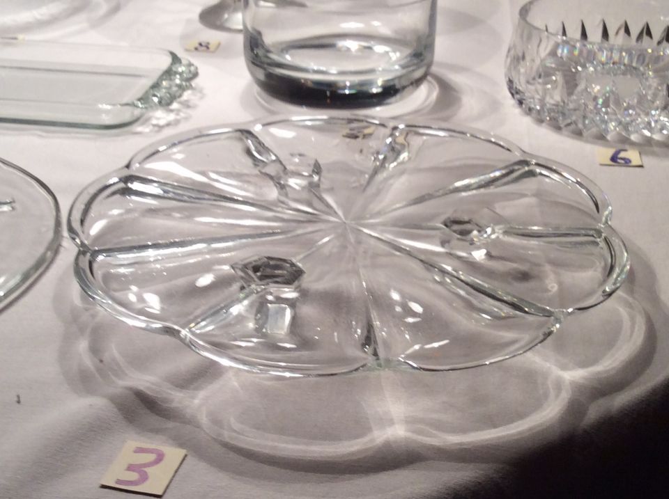 Glas Schalen Tortenplatten Dessertschale 10,- Euro pro Stück in Lüneburg