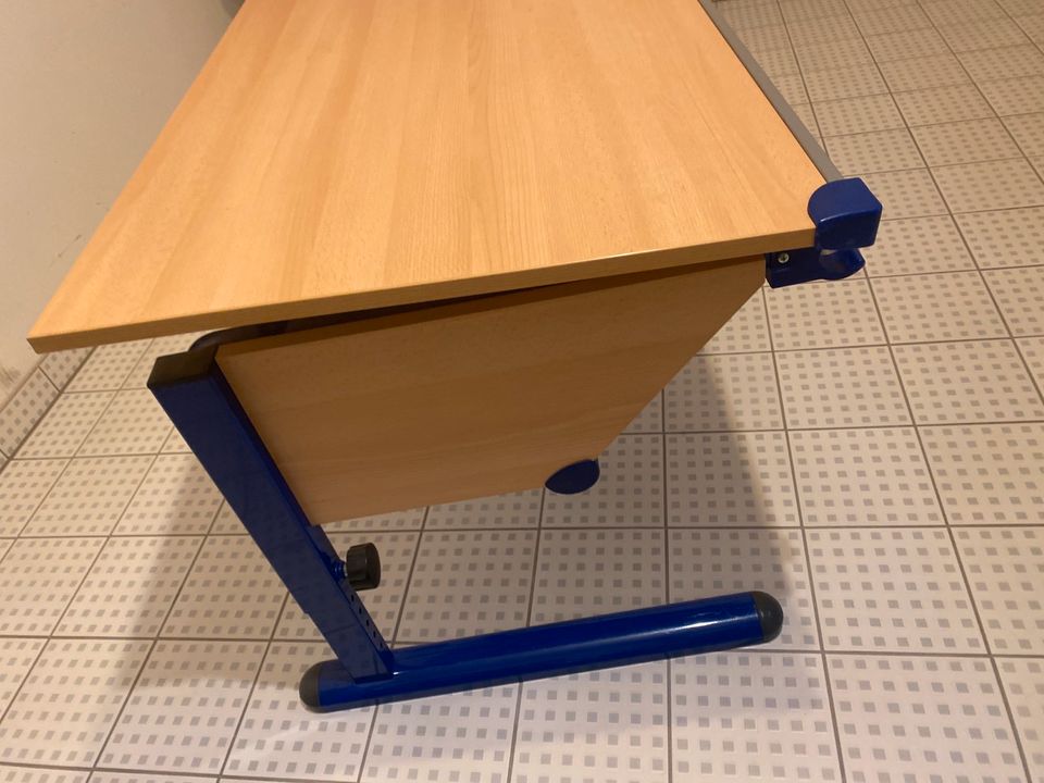 Schreibtisch in Hannover
