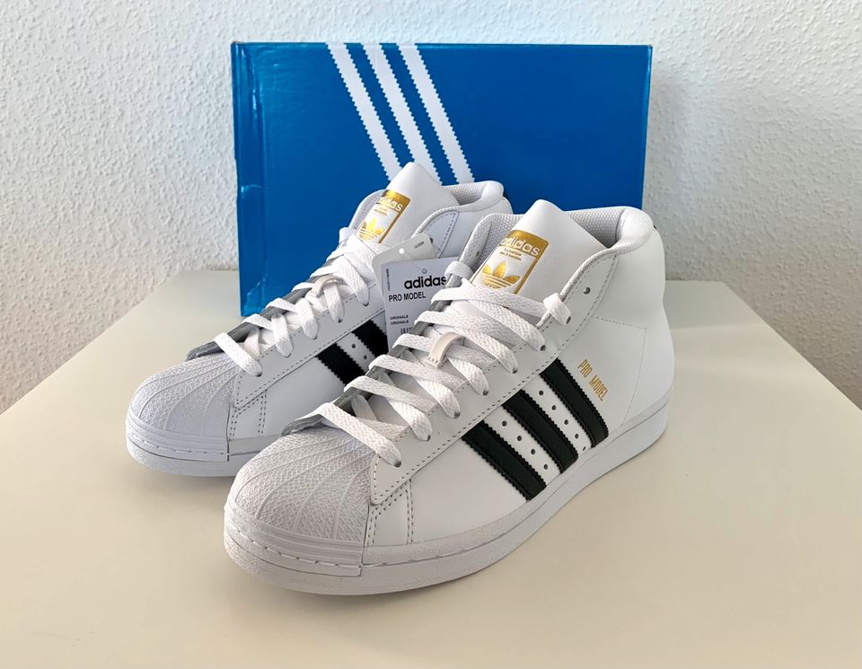 Adidas Pro Model White-Black EUR42 / US8,5 DSWT - Deadstock in  Nordrhein-Westfalen - Verl | eBay Kleinanzeigen ist jetzt Kleinanzeigen