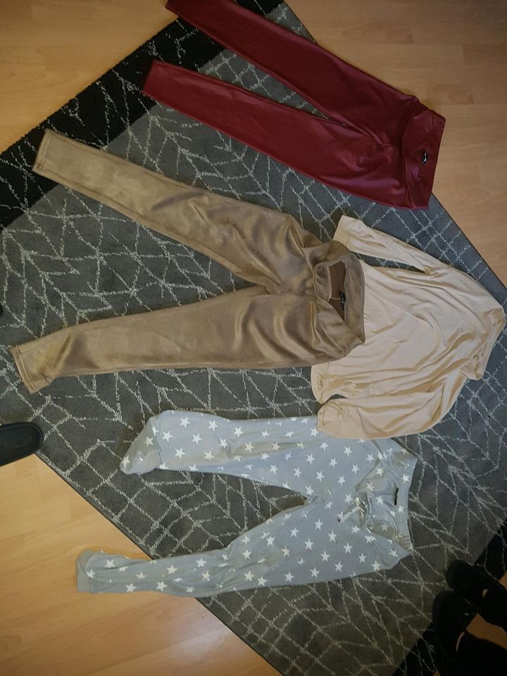 Klamotten hosen-pyjama in Diepholz