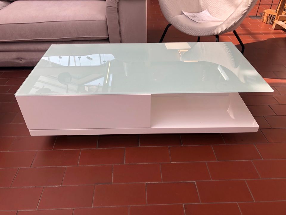 Couchtisch Tisch Hochglanz, Platte aus Kristallglas Statt 584 € in Neustadt  - Hohentor | eBay Kleinanzeigen ist jetzt Kleinanzeigen