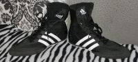 Schuhe von Adidas Kampfsport gr 47 1/3 Nordrhein-Westfalen - Neuss Vorschau
