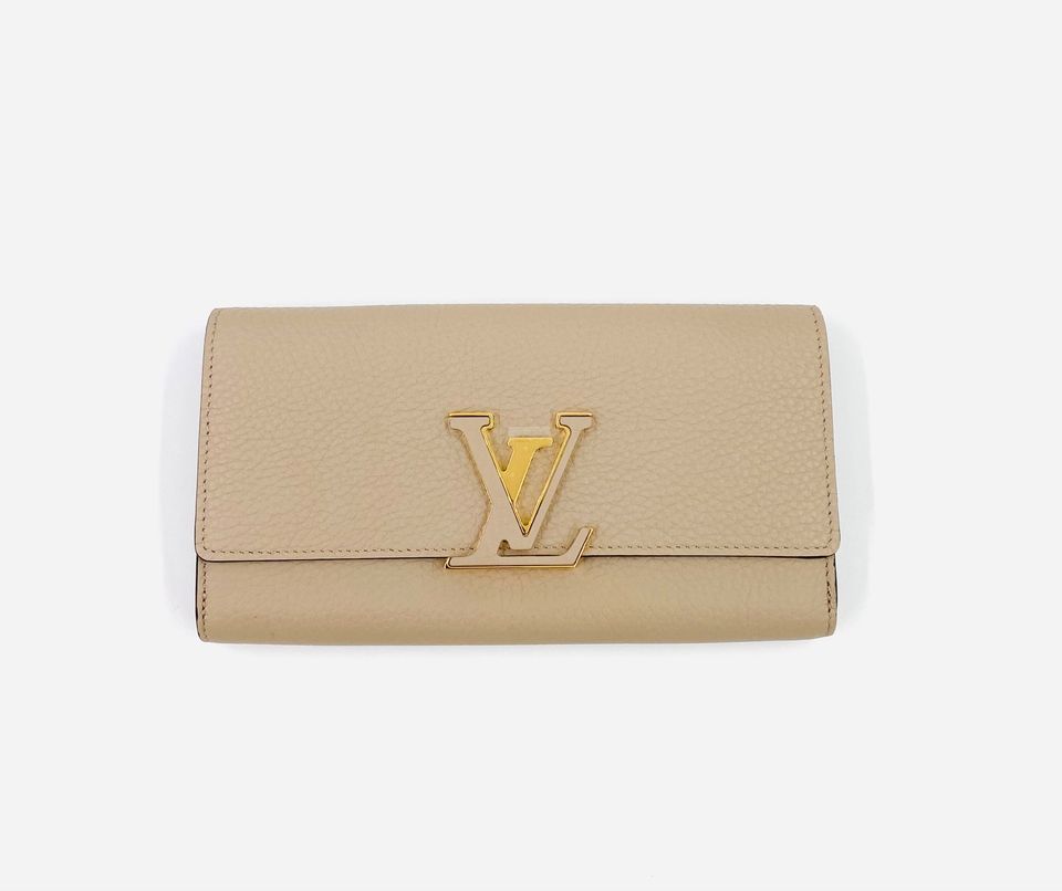 LOUIS VUITTON Wallet Capucines Galet Portemonnaie Geldbörse Geldbeutel in München