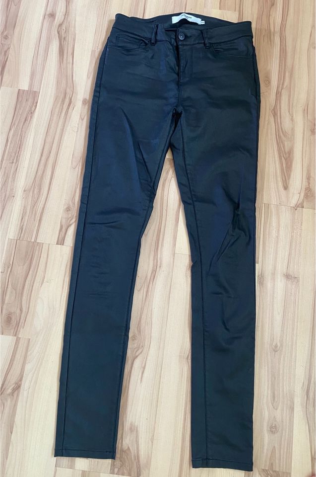 Neuw❣️ Damen Mädchen Hose Vero Moda M Länge 34 in Stralsund