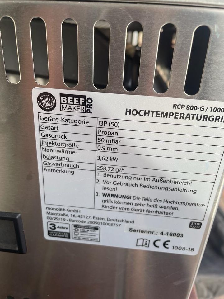 Beefmaker Pro Hochtemperatur-Grill mit Abdeckhaube von Aldi in Delmenhorst