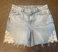 C&A Damen Jeans Shorts 36 top Zustand Hessen - Maintal Vorschau