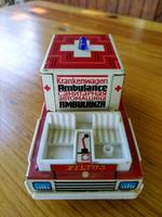 Spielzeug DDR Krankenwagen - selten Sachsen - Gröditz Vorschau