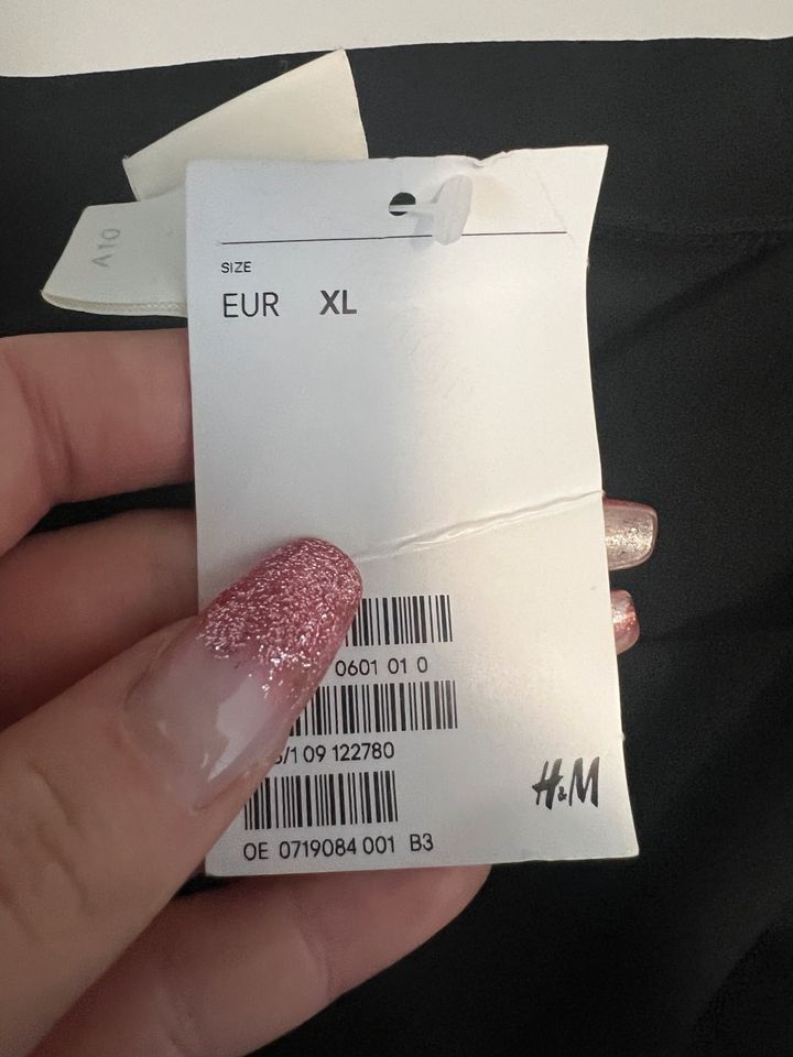 H&M Bluse NEU in Harsewinkel