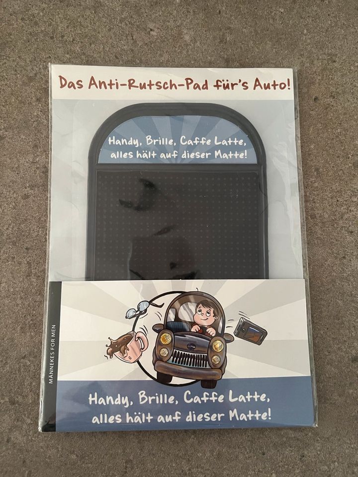 Anti-Rutsch-Pad, neu, Auto Alltagshelfer, Handy Halter in Rutesheim  