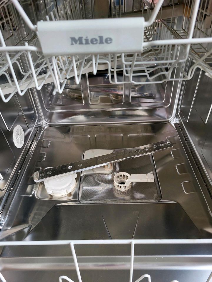 Miele G4920 SCI Geschirrspüler teilintegrierbar Edelstahl in Zeven