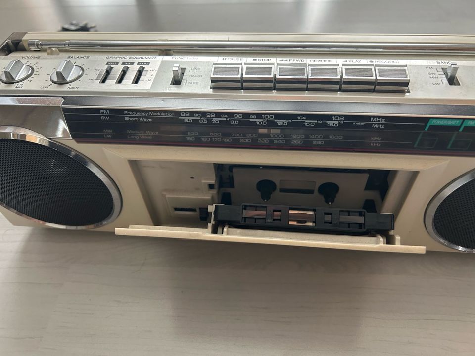 Fisher Radio-Kassettenrecorder - Ghettoblaster in Monheim am Rhein