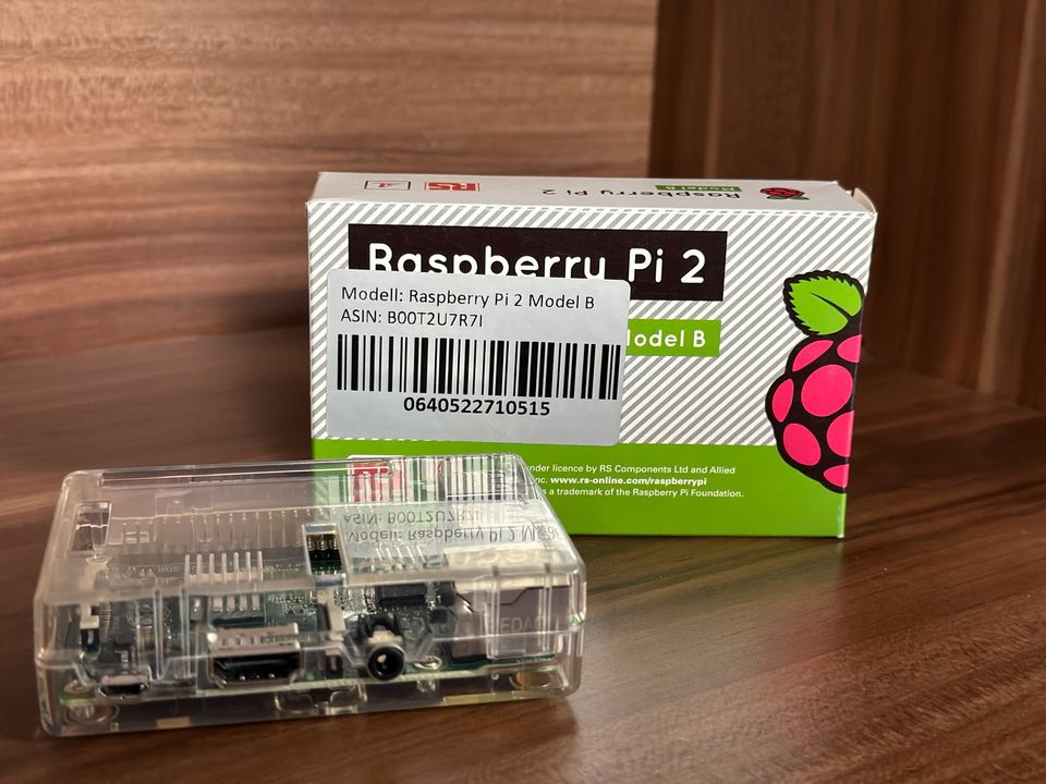 Raspberry Pi 2 - 900MHz quad-core ARM Cortex-A7 CPU in Uedem