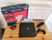 Sony Playstation Ps4 Pro 1TB + Controller + Fifa + Ladestation Hessen - Ludwigsau Vorschau