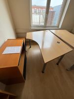Schreibtisch, Platte Holzfurnier, silberfarbene Beine Düsseldorf - Lierenfeld Vorschau