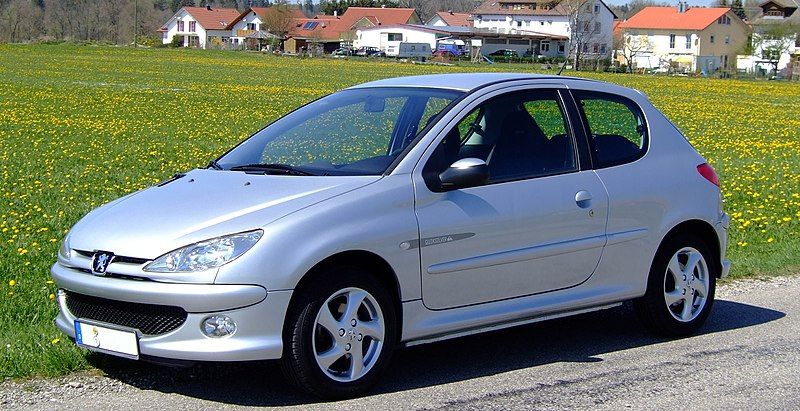 Fächerkrümmer Peugeot 2o6 in Isernhagen