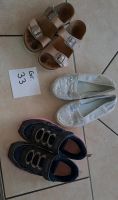 Mädchen schuhe gr. 33 zu verschenken sneakers sandalen Baden-Württemberg - Dornhan Vorschau