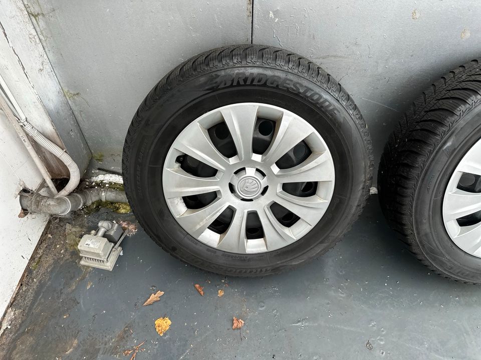 4x originale Skoda Kodiaq Winterräder Stahl 215/65R17 99H ET38 in Sindelfingen