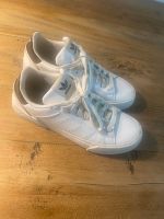 Adidas Sneaker weiß Gr 41 1/3 Nordrhein-Westfalen - Wegberg Vorschau