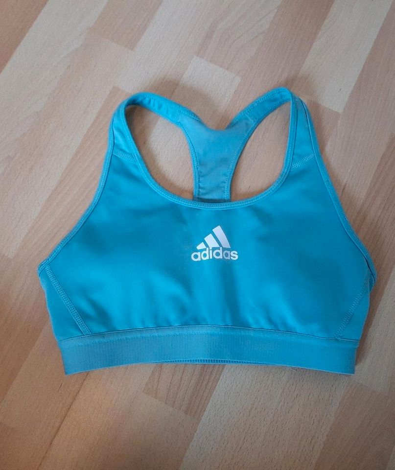 Adidas Sport Bustier Gr. 38/ 40 bzw. M in Bremen