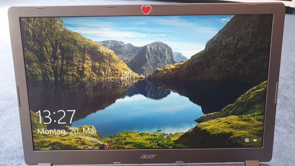 Laptop Acer Aspire V5-573G in Berlin