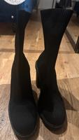 Damen Stiefel von zara slip on Köln - Junkersdorf Vorschau
