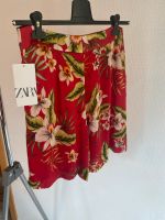 Zara Shorts Sommer Gr. M Rot **neu mit Etikett** Baden-Württemberg - Künzelsau Vorschau