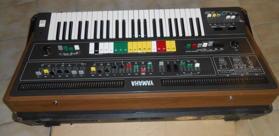 Yamaha CS 50 Polyphonic Synthesizer in Borgholzhausen