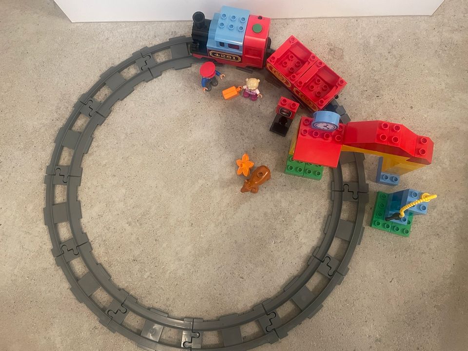 Lego Duplo 10507 Eisenbahn elektrisch in Böblingen
