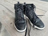 PUMA Sneaker high schwarz, wie NEU! Gr. 37 Niedersachsen - Bad Iburg Vorschau