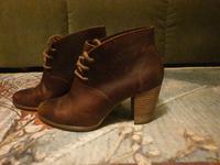 ORIGINAL UGG BOOTS 37 Vintage Look wie neu Nordrhein-Westfalen - Troisdorf Vorschau